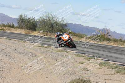 media/Nov-16-2025-Race Pace (Sun) [[8c5fa54630]]/Verified Riders/4-Turn 3 Inside (1050am)/